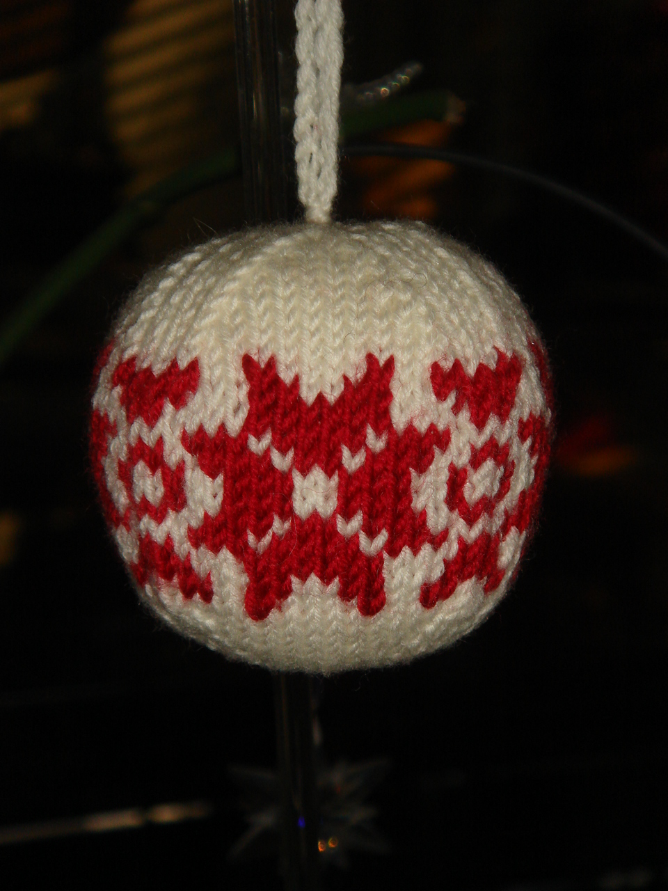 Weihnachtskugel im Landhausstil